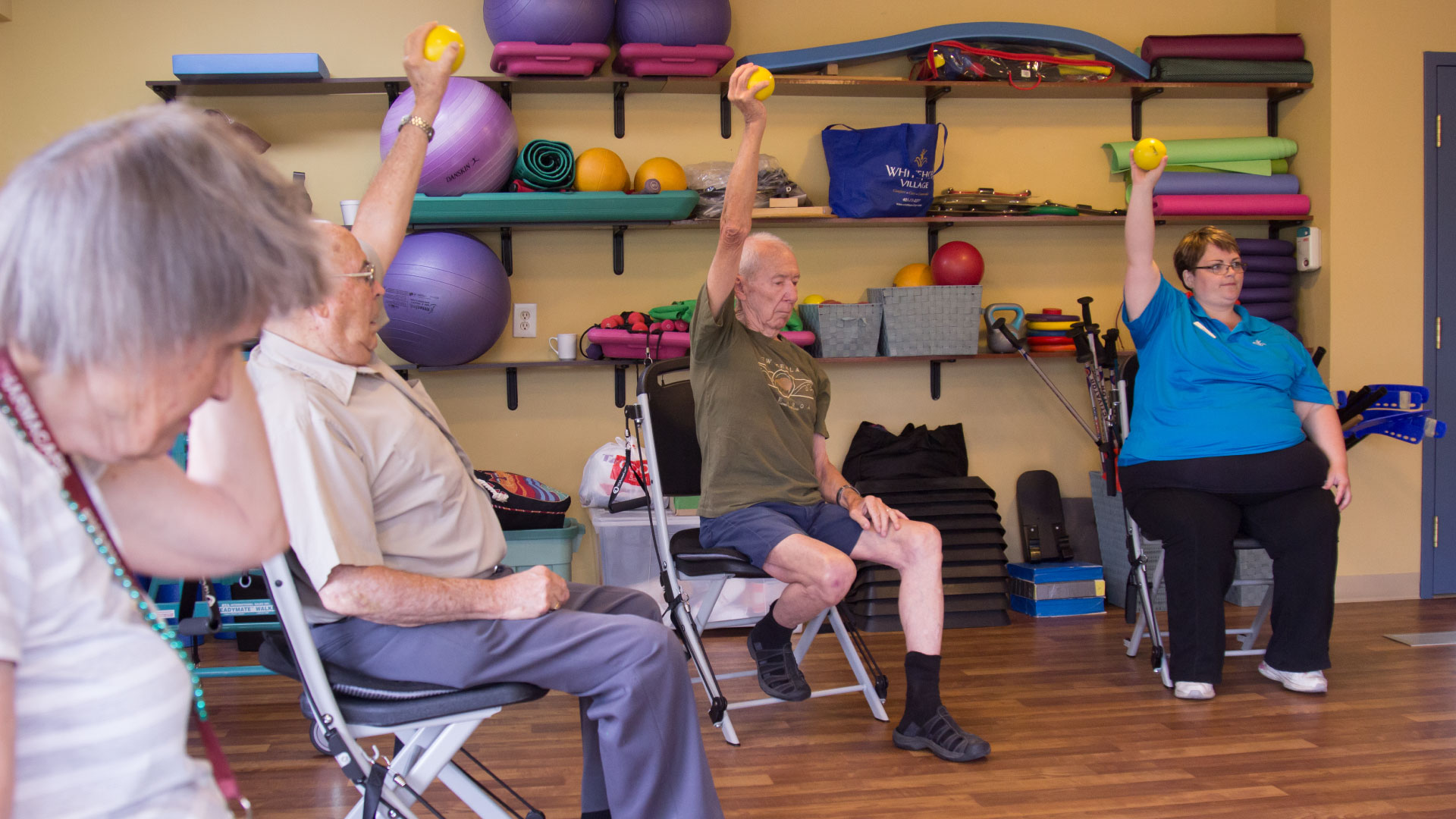 How Seniors Can Maintain Their Physical Fitness - Discovery Village